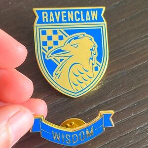 Ravenclaw Pin Set